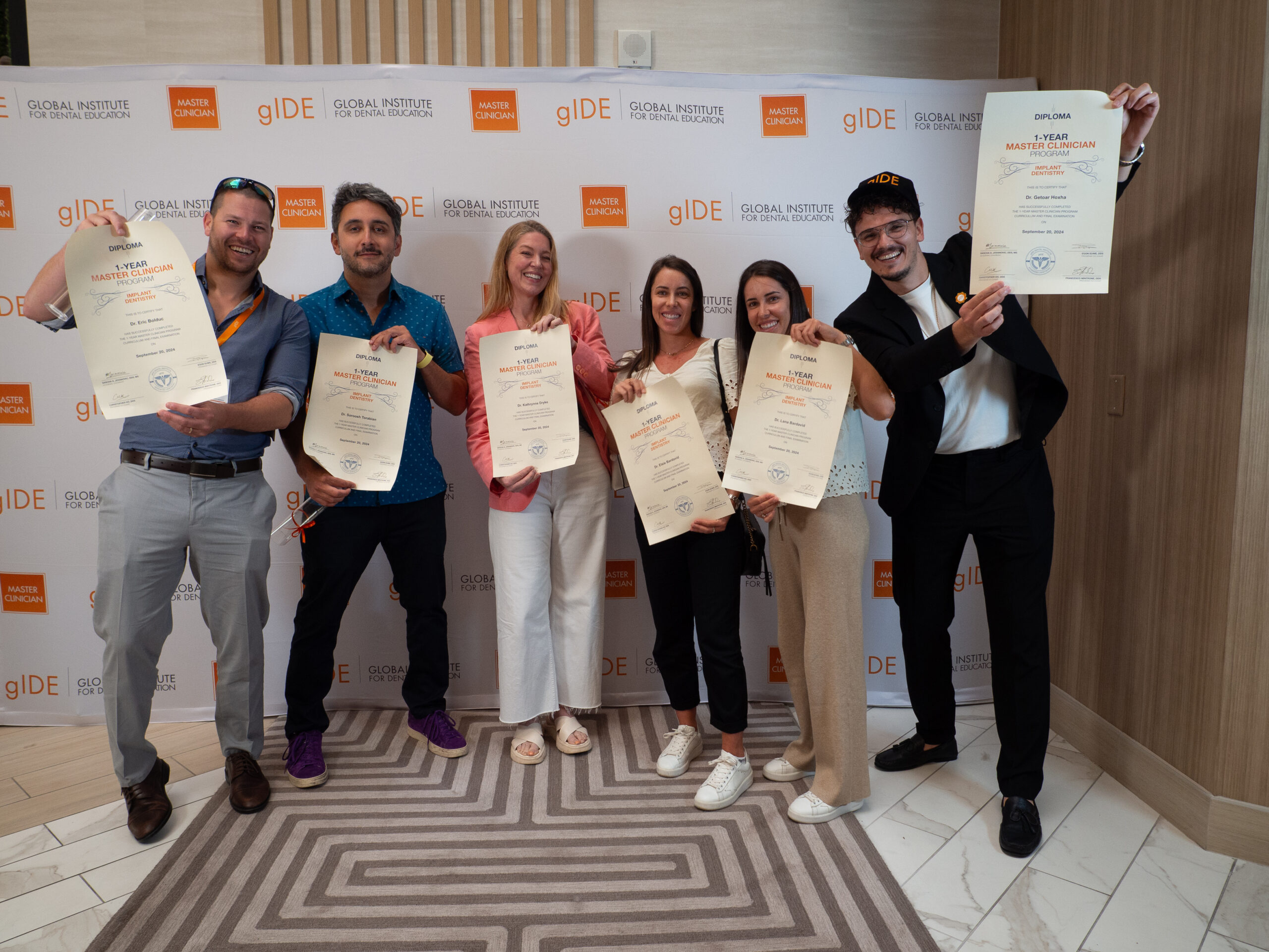 Image gallery marquee